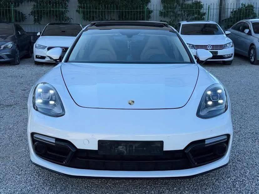 Porsche Panamera 2018