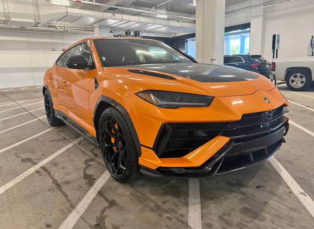 2024 Lamborghini Urus for Sale